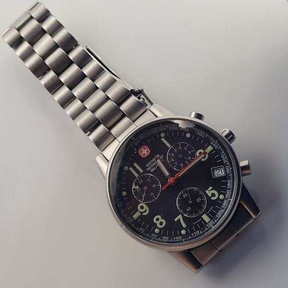 WENGER Swiss Army Men COMMANDO CHRONOGRAPH Black Sunburst Watch Military - Picture 9 of 16